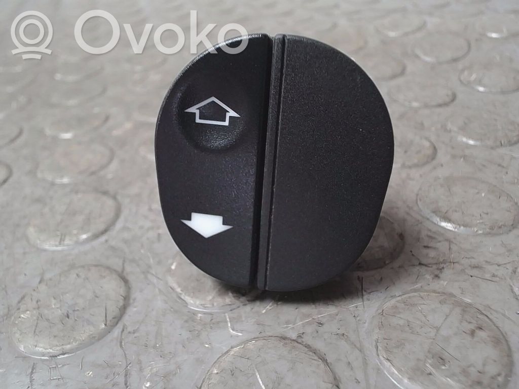 Ford Fiesta Electric window control switch 