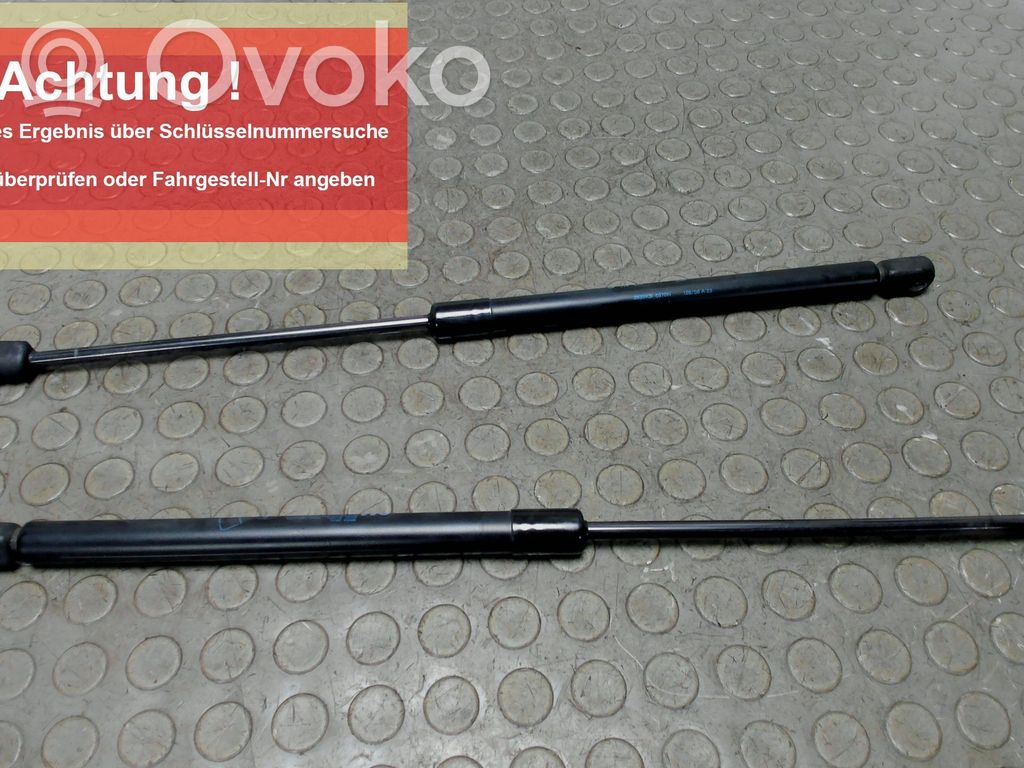Opel Corsa C Amortyzator klapy tylnej bagażnika 
