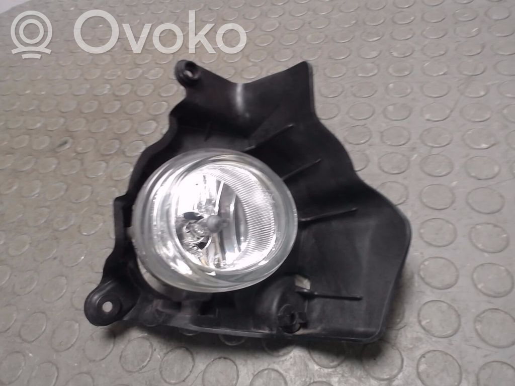 Mazda 2 Miglas lukturis priekšā 