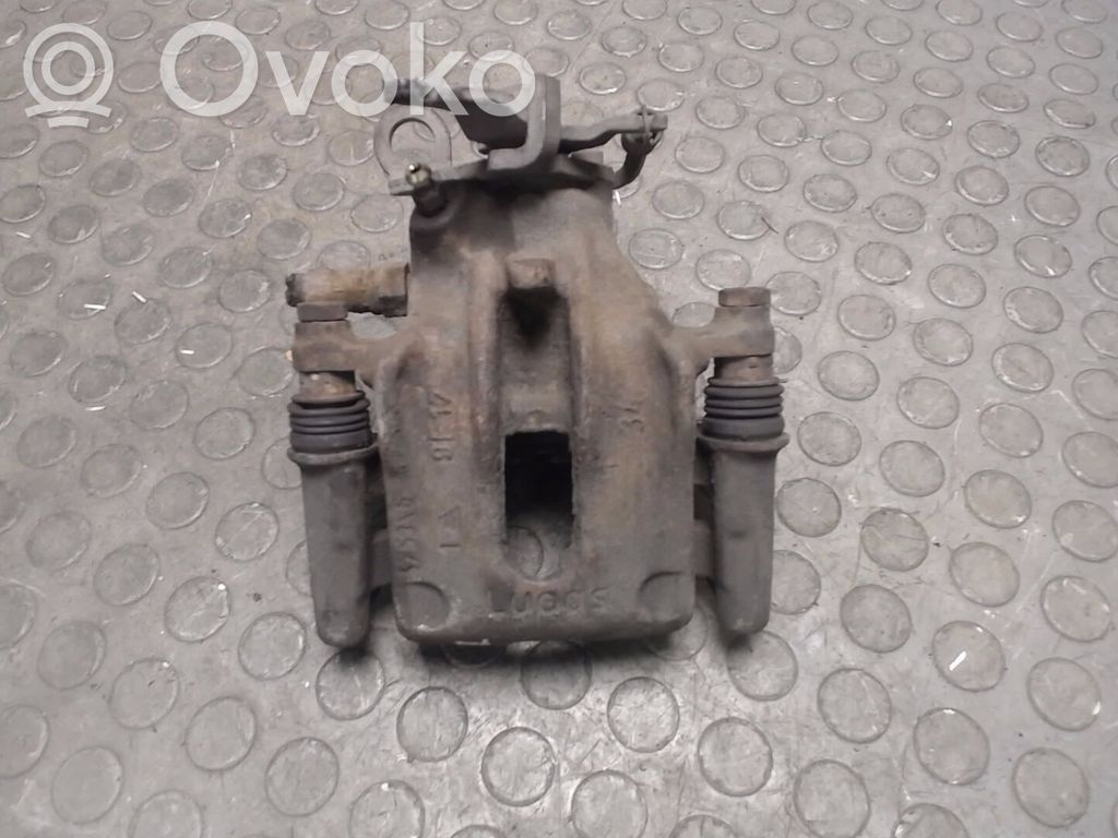 Ford Focus Задний суппорт 