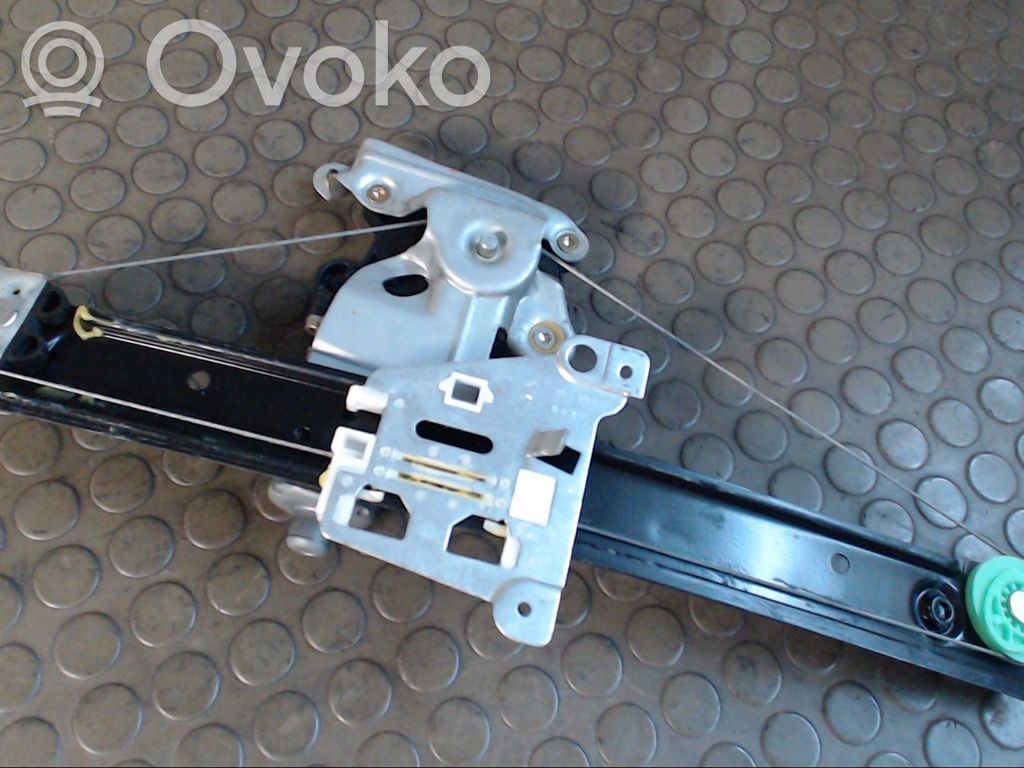 Volvo V70 Meccanismo di sollevamento del finestrino posteriore senza motorino 