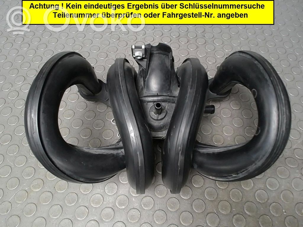 Toyota Yaris Colector de admisión 