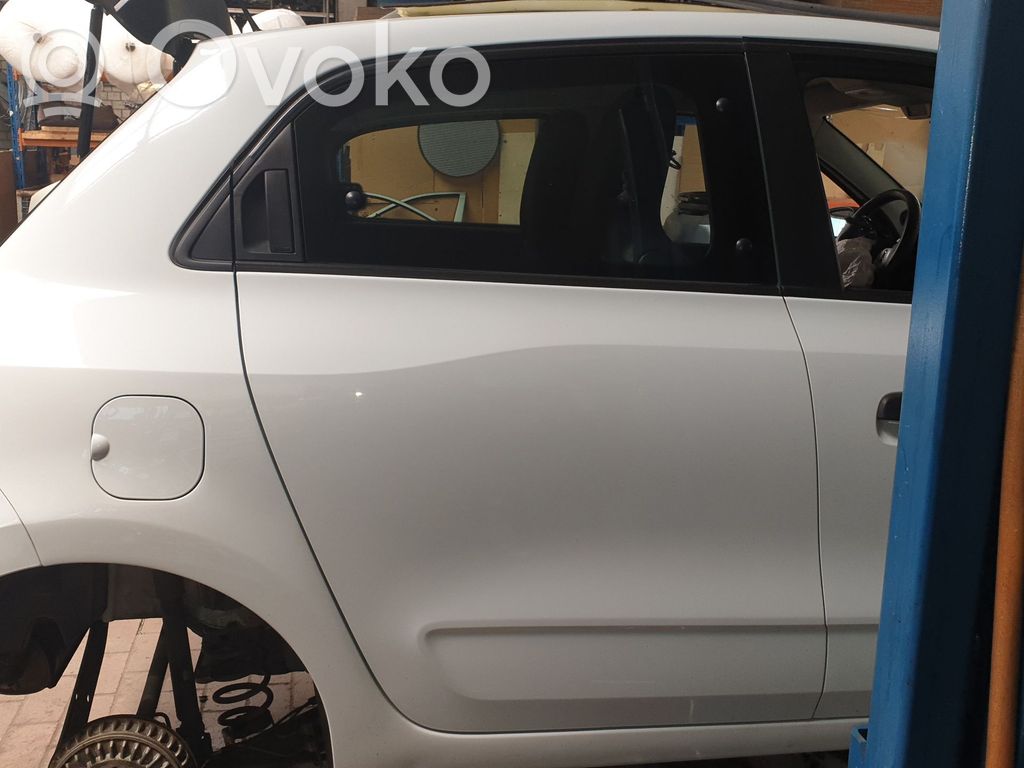 Renault Twingo III Puerta trasera 