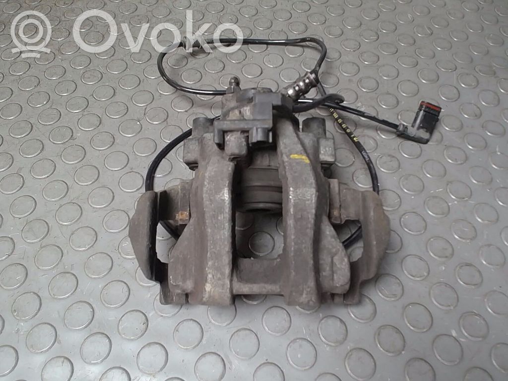 Mercedes-Benz E W211 Takajarrusatula 