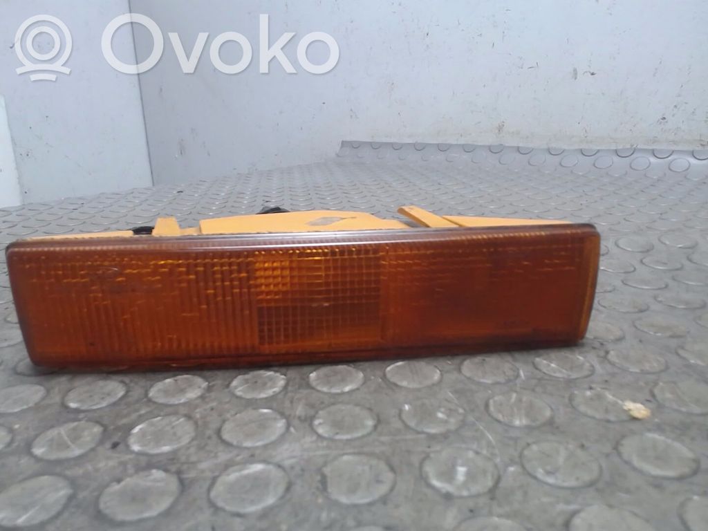 Kierunkowskaz przedni   6096585