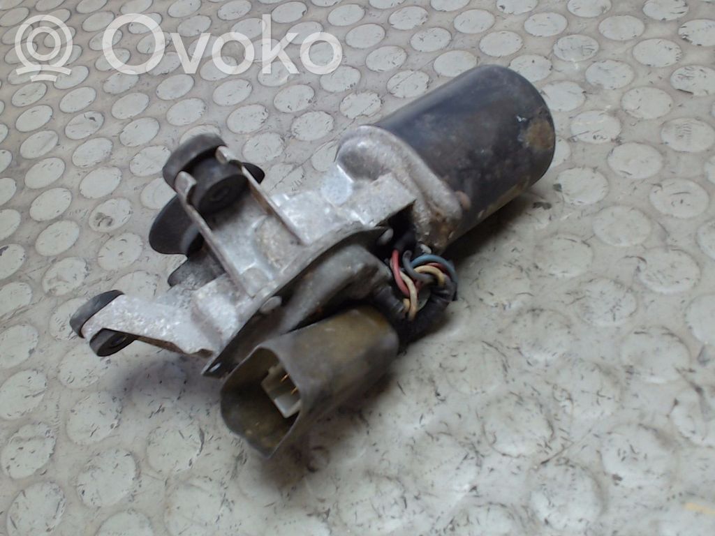 Nissan Sunny Moteur d'essuie-glace