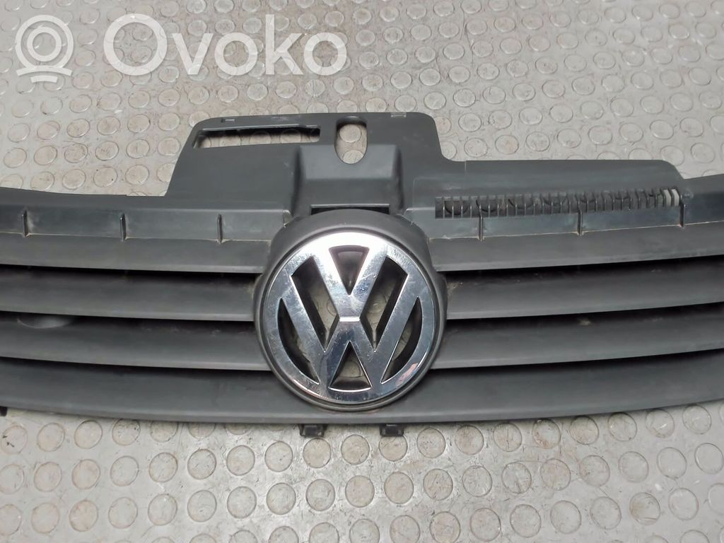 Volkswagen Polo IV 9N3 Griglia anteriore