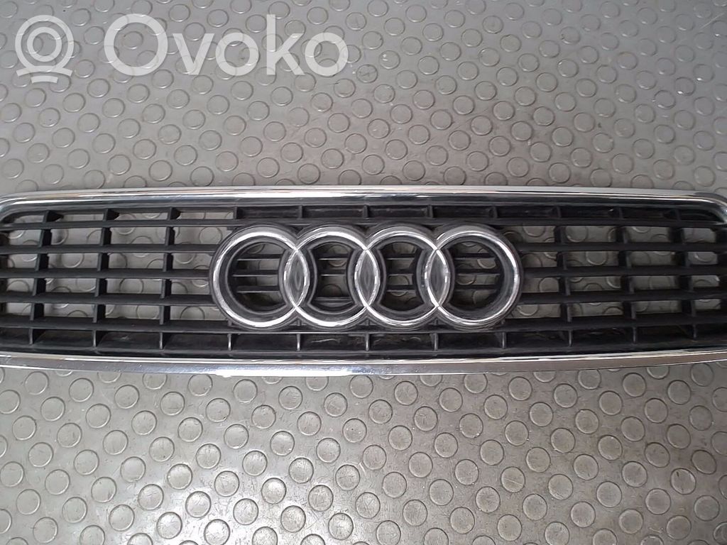 Audi A4 S4 B6 8E 8H Etusäleikkö 