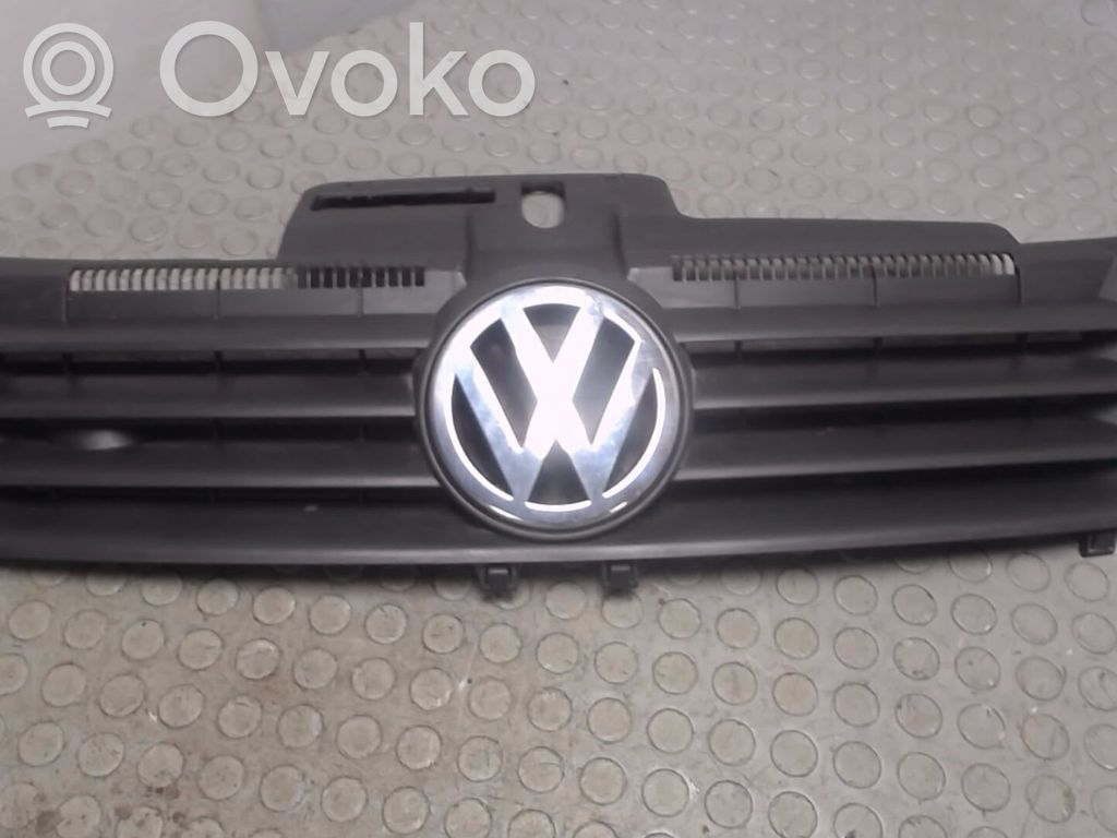 Volkswagen Polo IV 9N3 Griglia anteriore