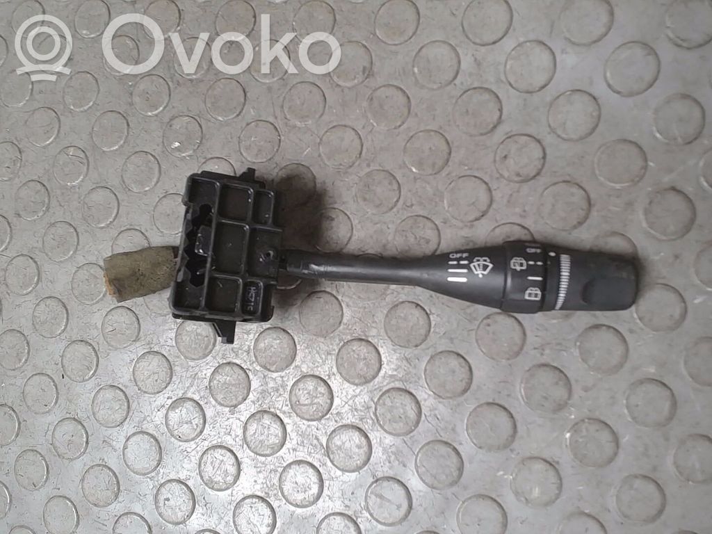 Nissan Primera Commodo d'essuie-glace 