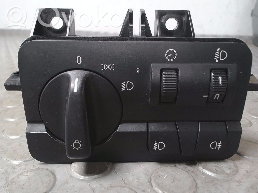Light switch   61319133011,61316965379