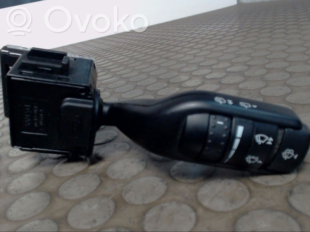 Pyyhkijän vipu   1383690,NICHTZUTREFFEND