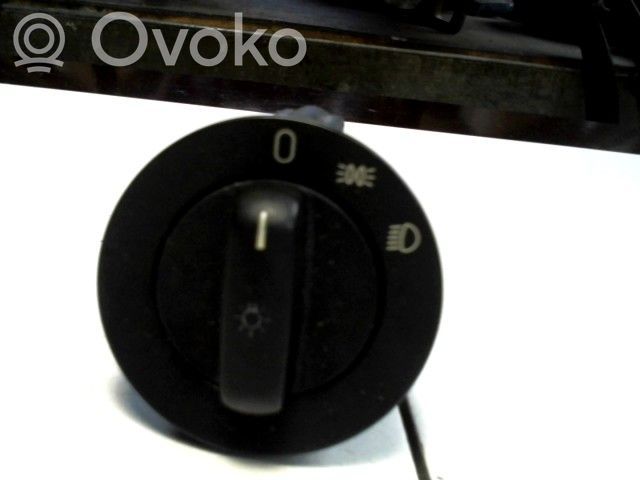 Lukturu slēdzis   00000