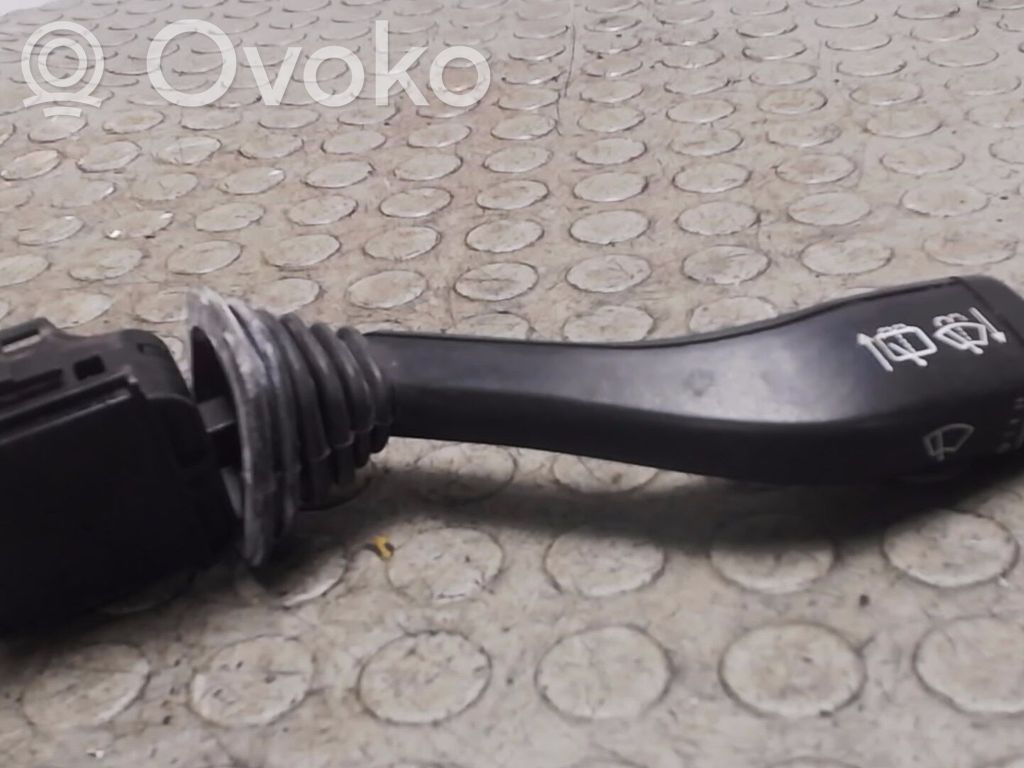 Opel Omega A Palanca de control del limpiaparabrisas 