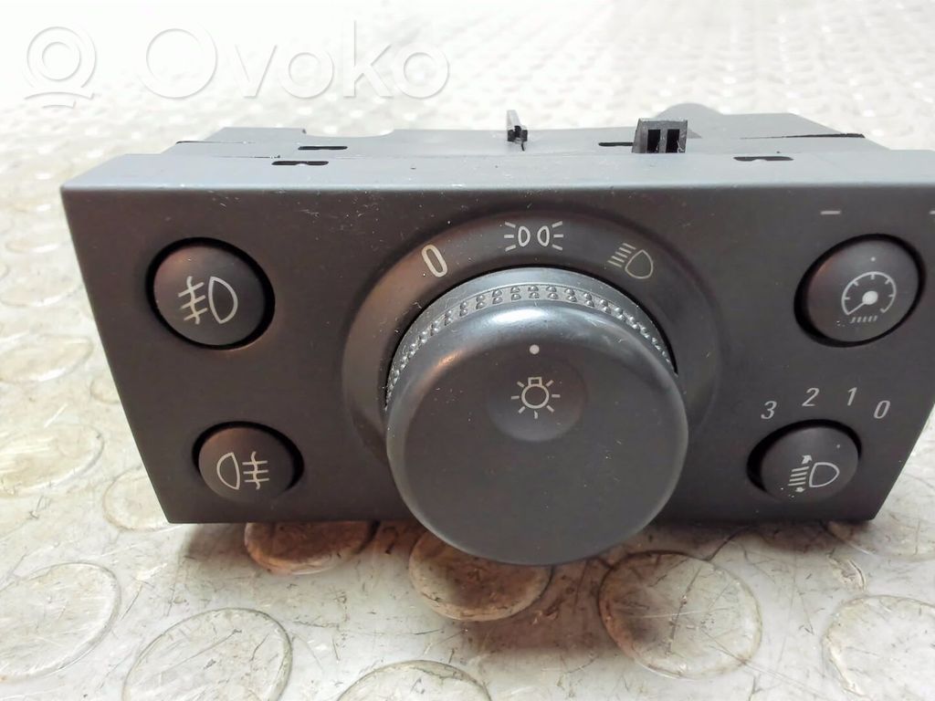 Opel Vectra C Light switch 