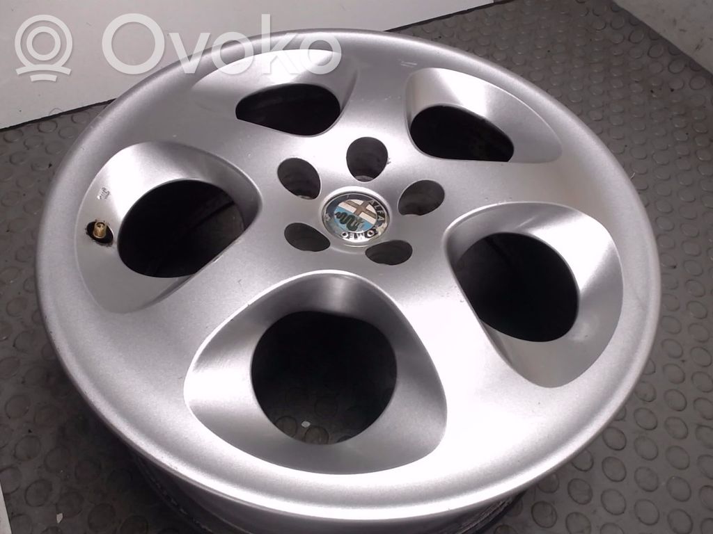 Alfa Romeo GT Felgi aluminiowe R15 