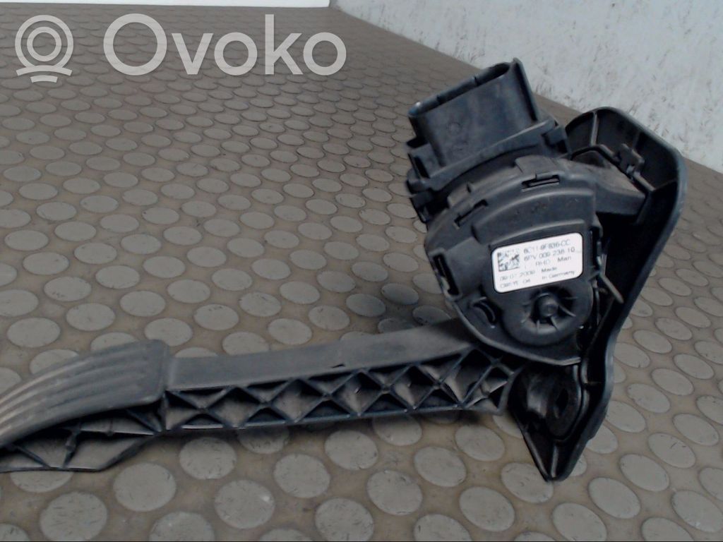Ford Transit Akceleratoriaus pedalas 