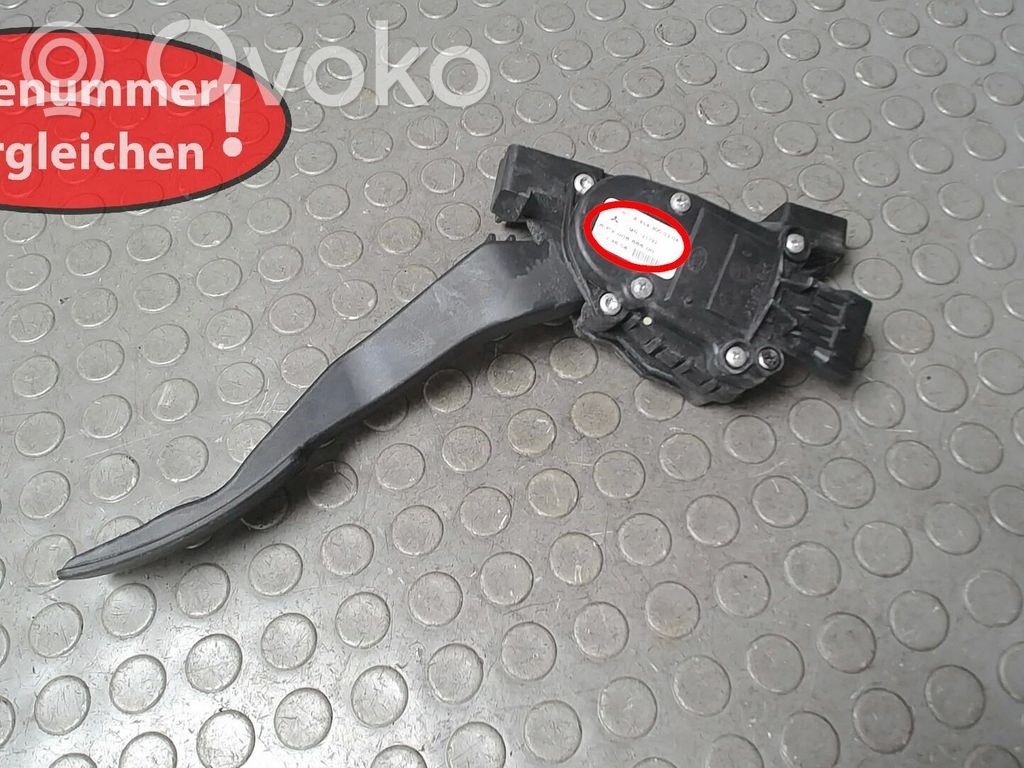 Mitsubishi Colt Pedale dell’acceleratore 