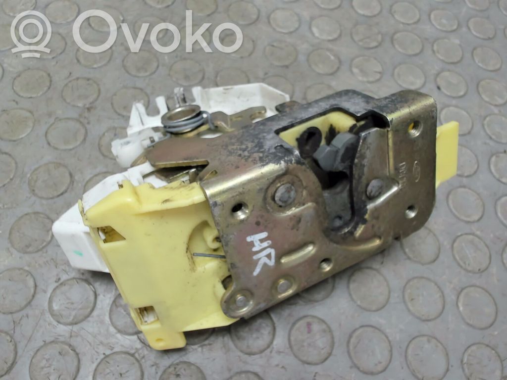 Ford Focus Aizmugurē slēdzene 