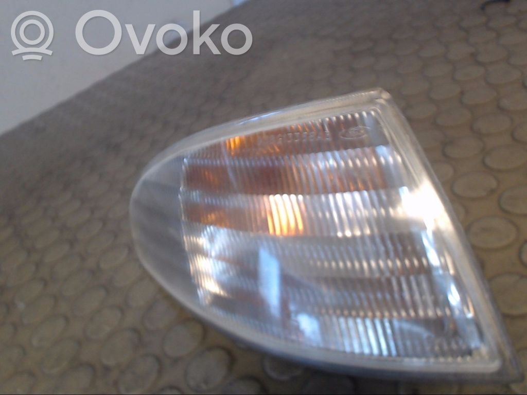 Ford Mondeo MK I Frontblinker 