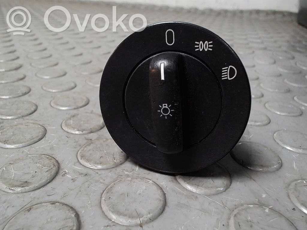 Light switch   61318363683,61318352212