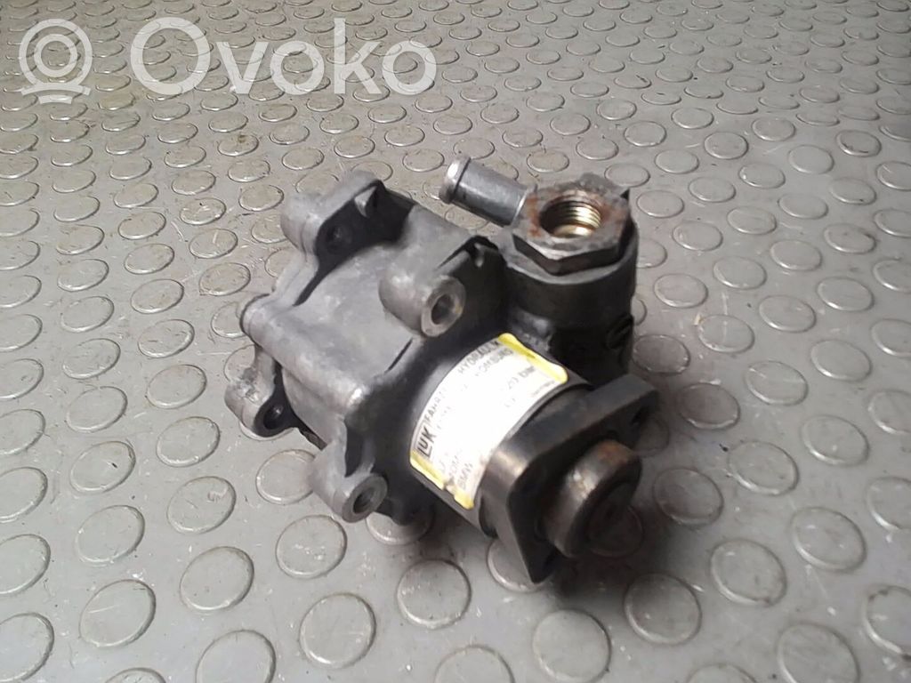 Ohjaustehostimen pumppu   32411092742,NICHTZUTREFFEND