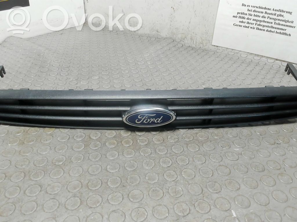 Ford Focus Front grill 