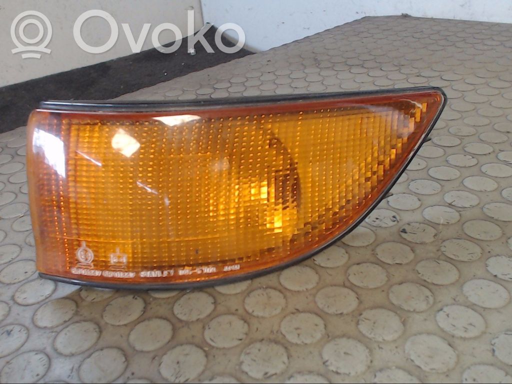 Mitsubishi Colt Etusuuntavilkku 