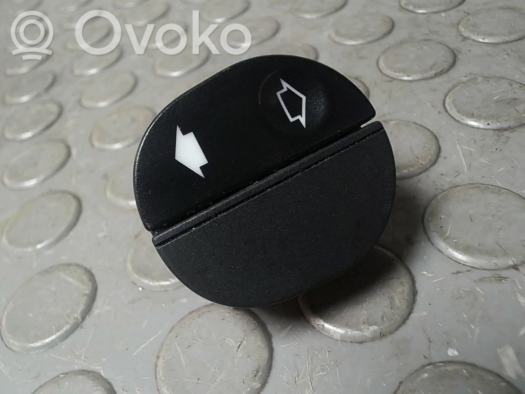 Ford Fiesta Electric window control switch 