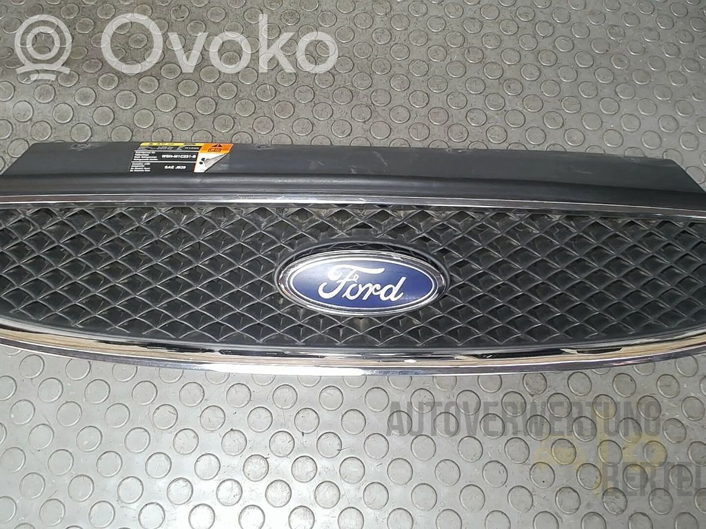 Ford Focus C-MAX Front grill 