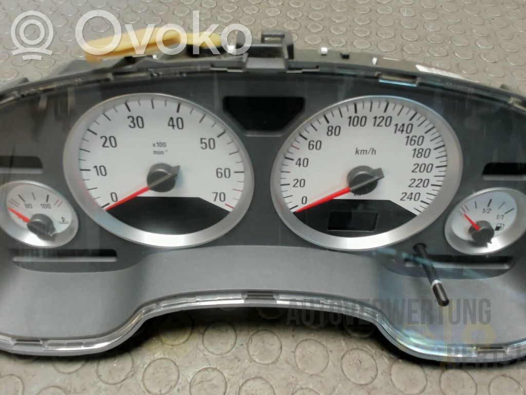 Opel Astra G Tacómetro 