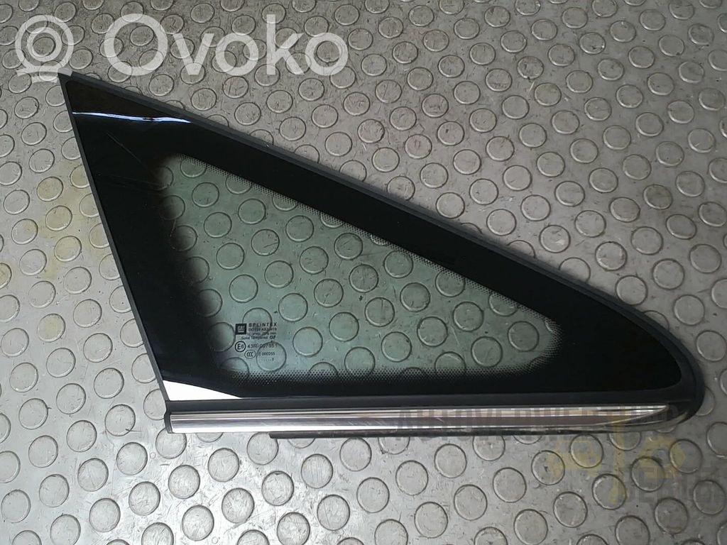 Opel Zafira B Geam triunghi față
