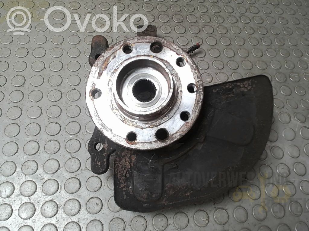 Opel Zafira B Achsschenkel vorne 