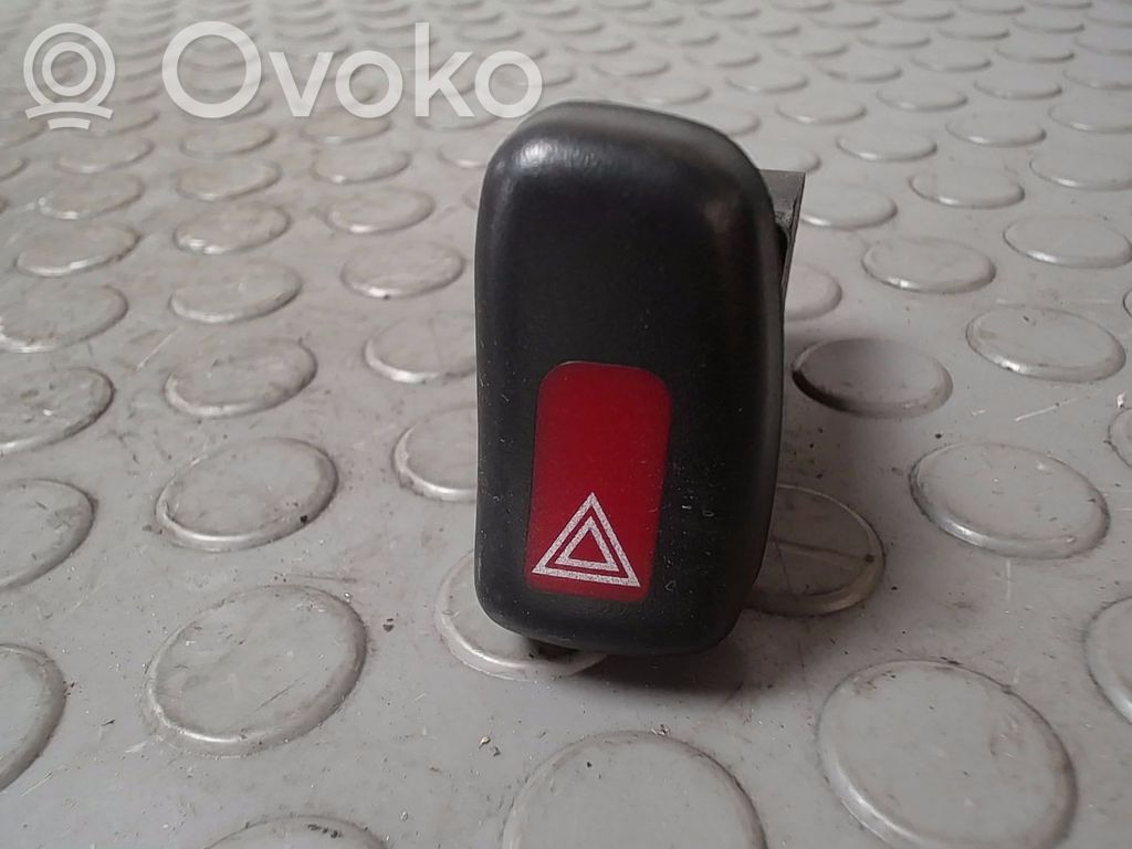Subaru Impreza I Comutator lumini pericol 
