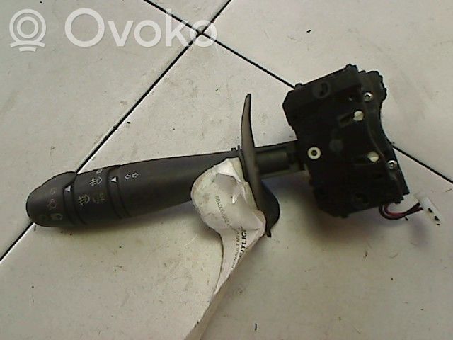 Palanca de intermitentes   7701048908,7701047541