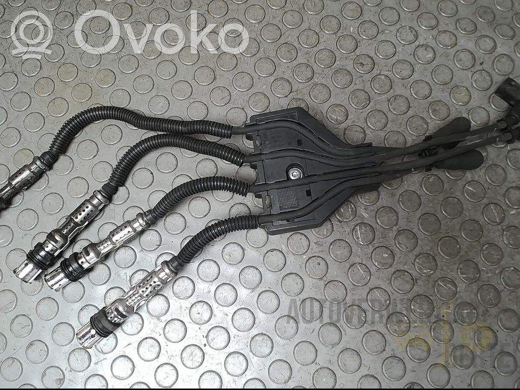 Volkswagen Golf VI Conectores para la bujía
