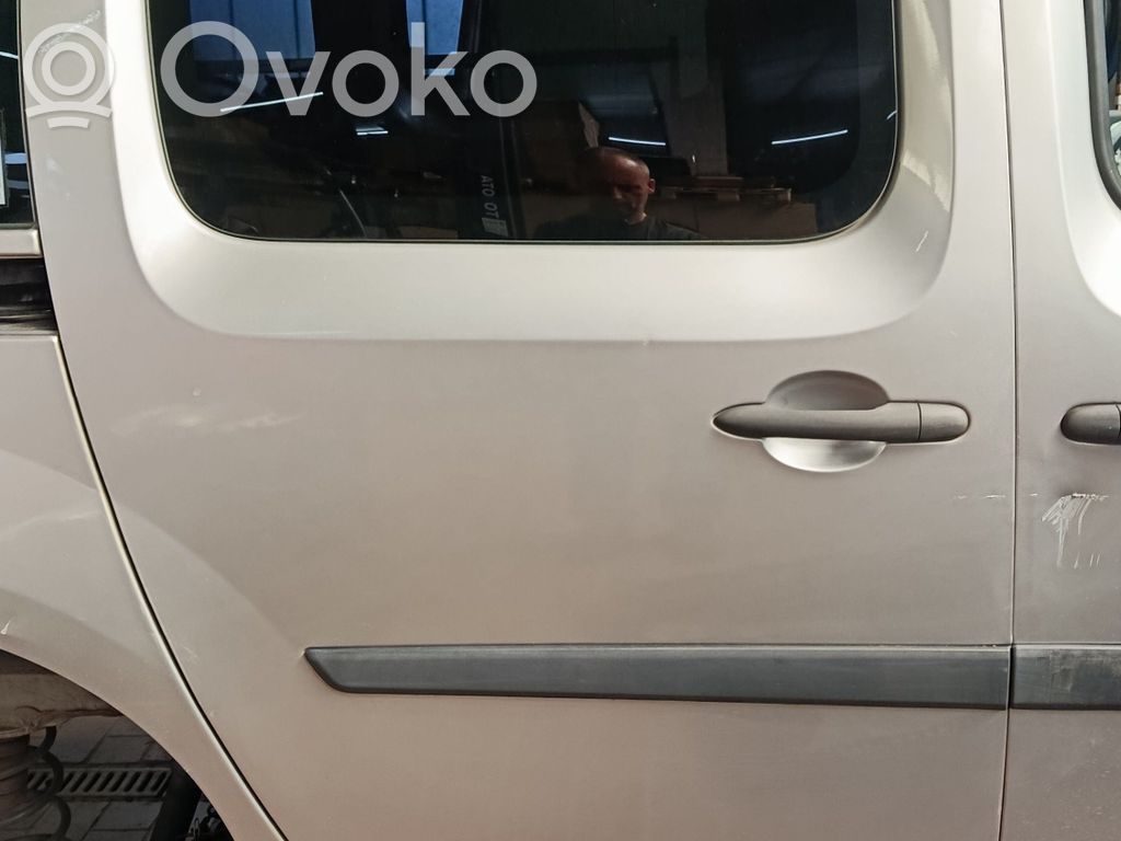 Renault Kangoo II Puerta corrediza 