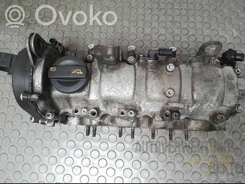 Volkswagen Golf VI Głowica silnika 