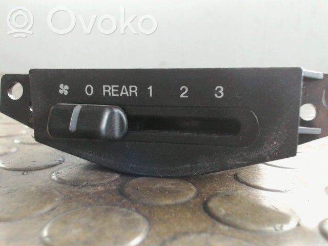 Mazda MPV II LW Schalter Warnblinkanlage 