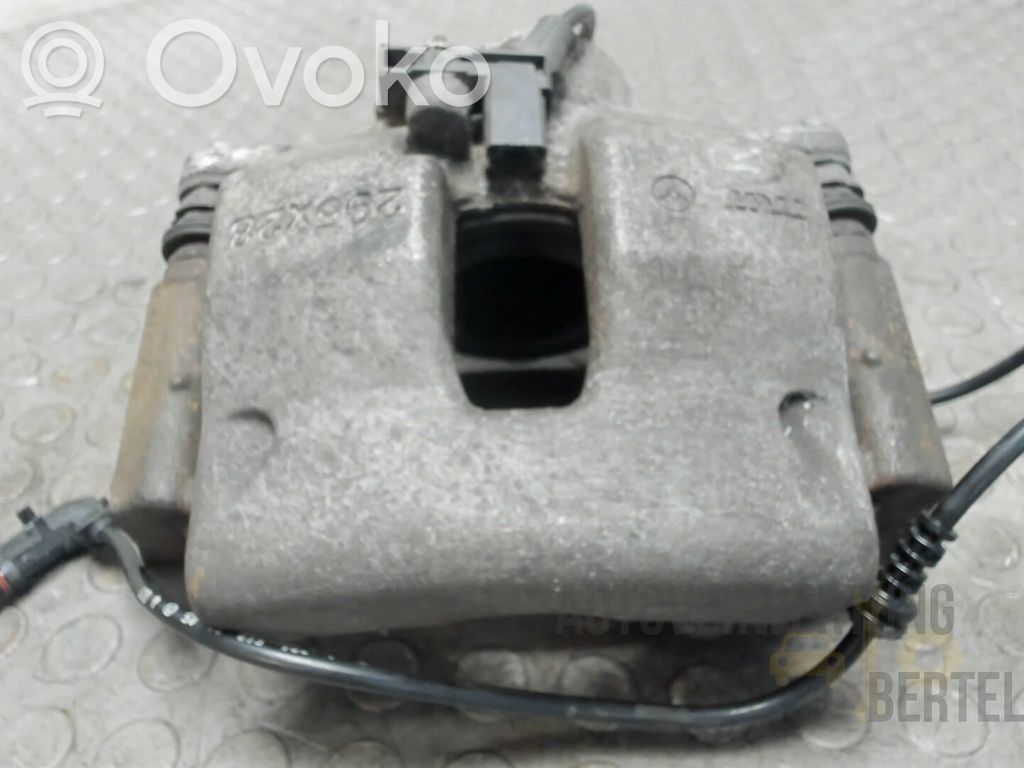 Mercedes-Benz C W204 Pinza del freno anteriore