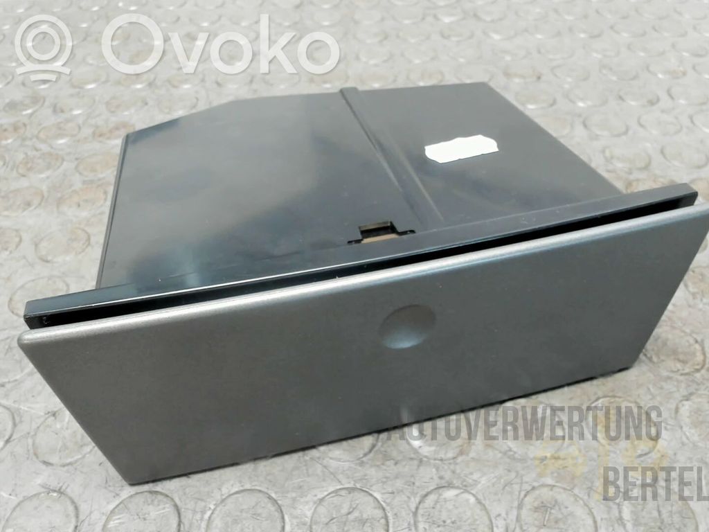 Opel Meriva A Aschenbecher 