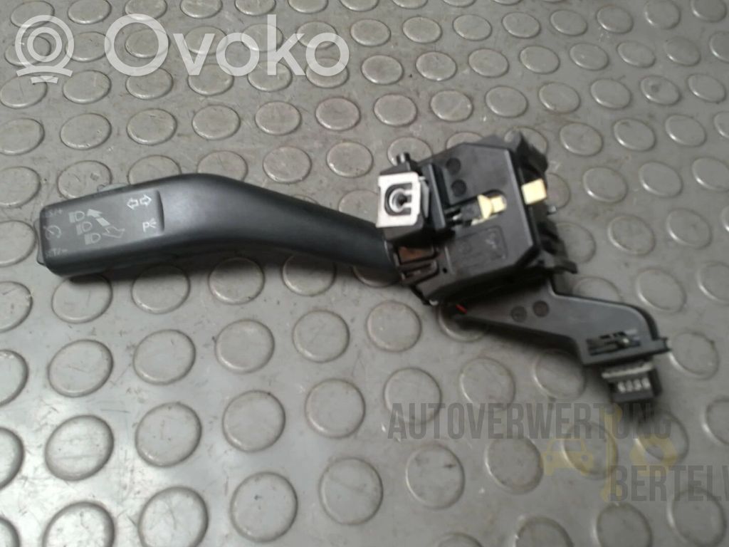 Volkswagen Golf VI Leva indicatori