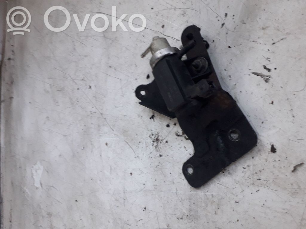 Volkswagen PASSAT B5 Solenoidinis vožtuvas 