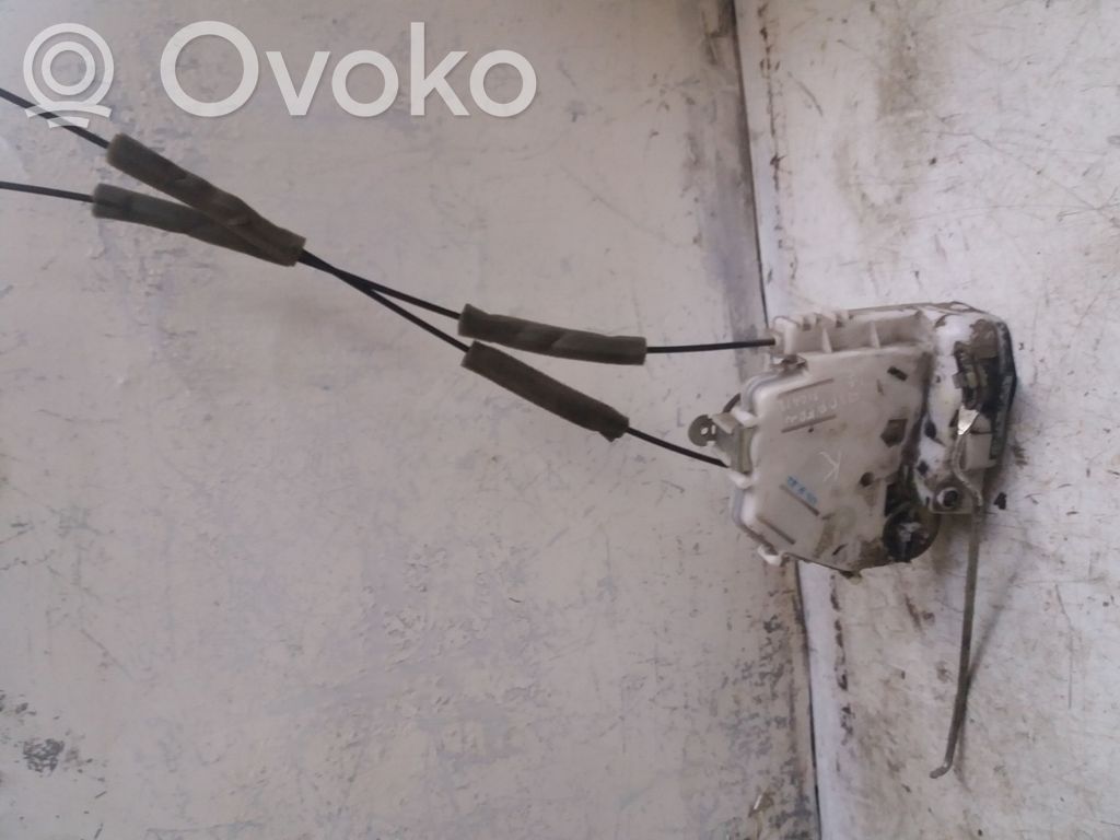 Front door lock   05922