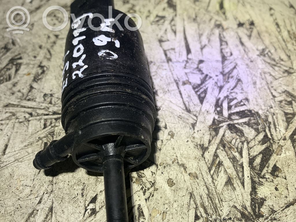 Windscreen/windshield washer pump   23537610