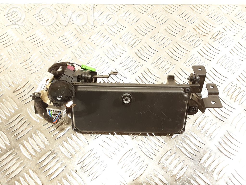 Windshield/windscreen camera   32209210,31382199