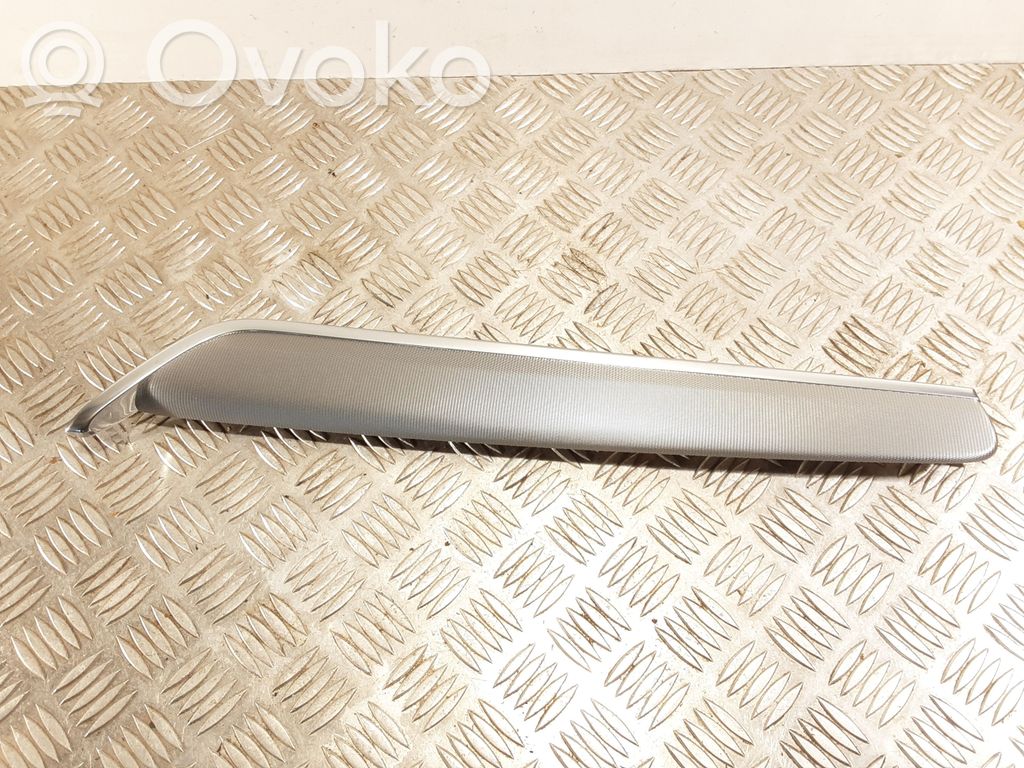 Volvo S90, V90 Poszycie drzwi tylnych 