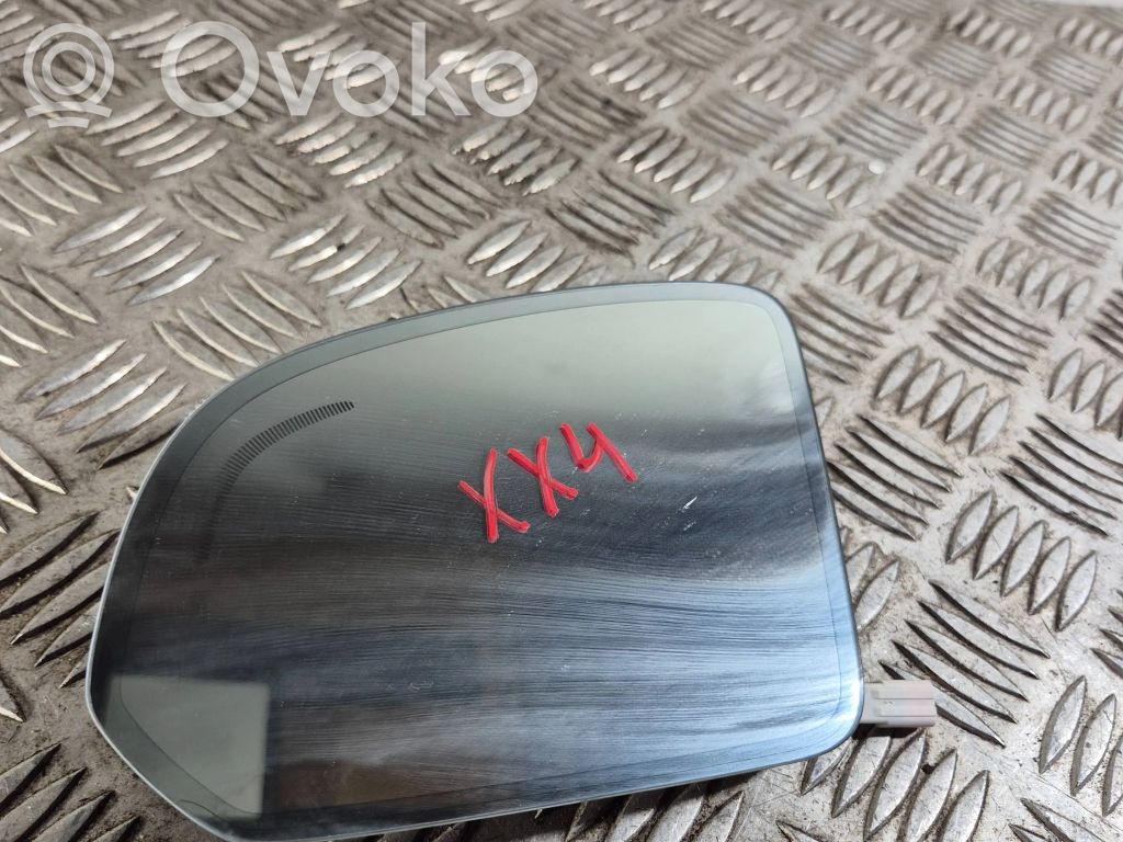 Volvo XC40 Spoguļa stikls 