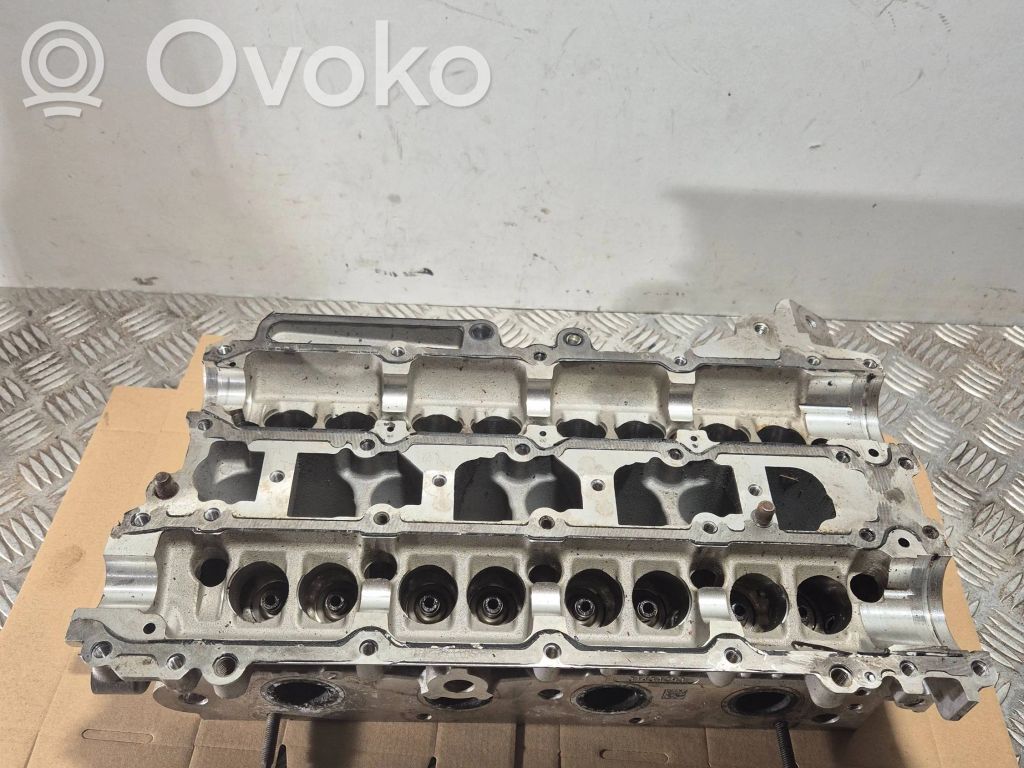 Volvo S90, V90 Engine head 