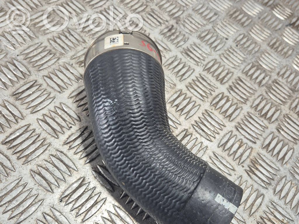 Intercooler hose/pipe   31686561